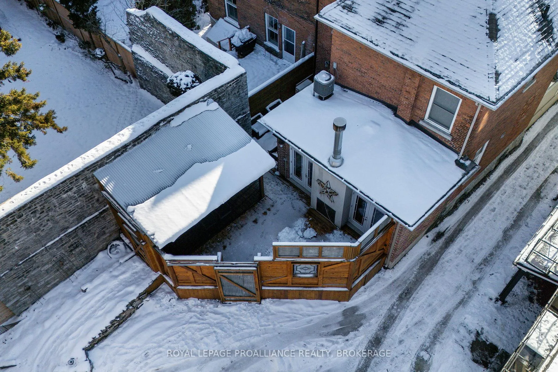 Photo 40 of 105 Lower Union Street, Kingston, Central City East — HOMEH