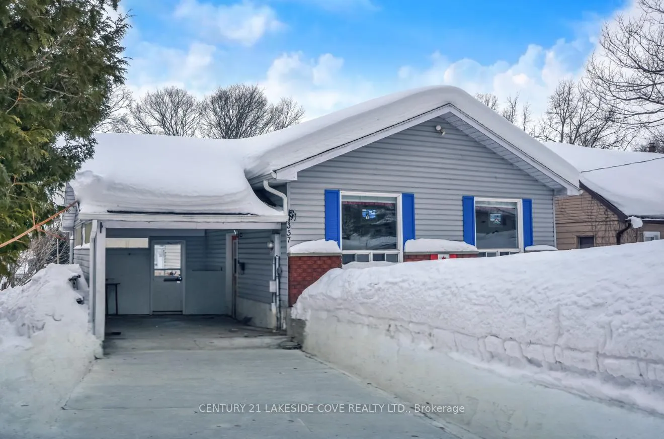Photo 2 of 357 Arthur Street, Orillia — HOMEH
