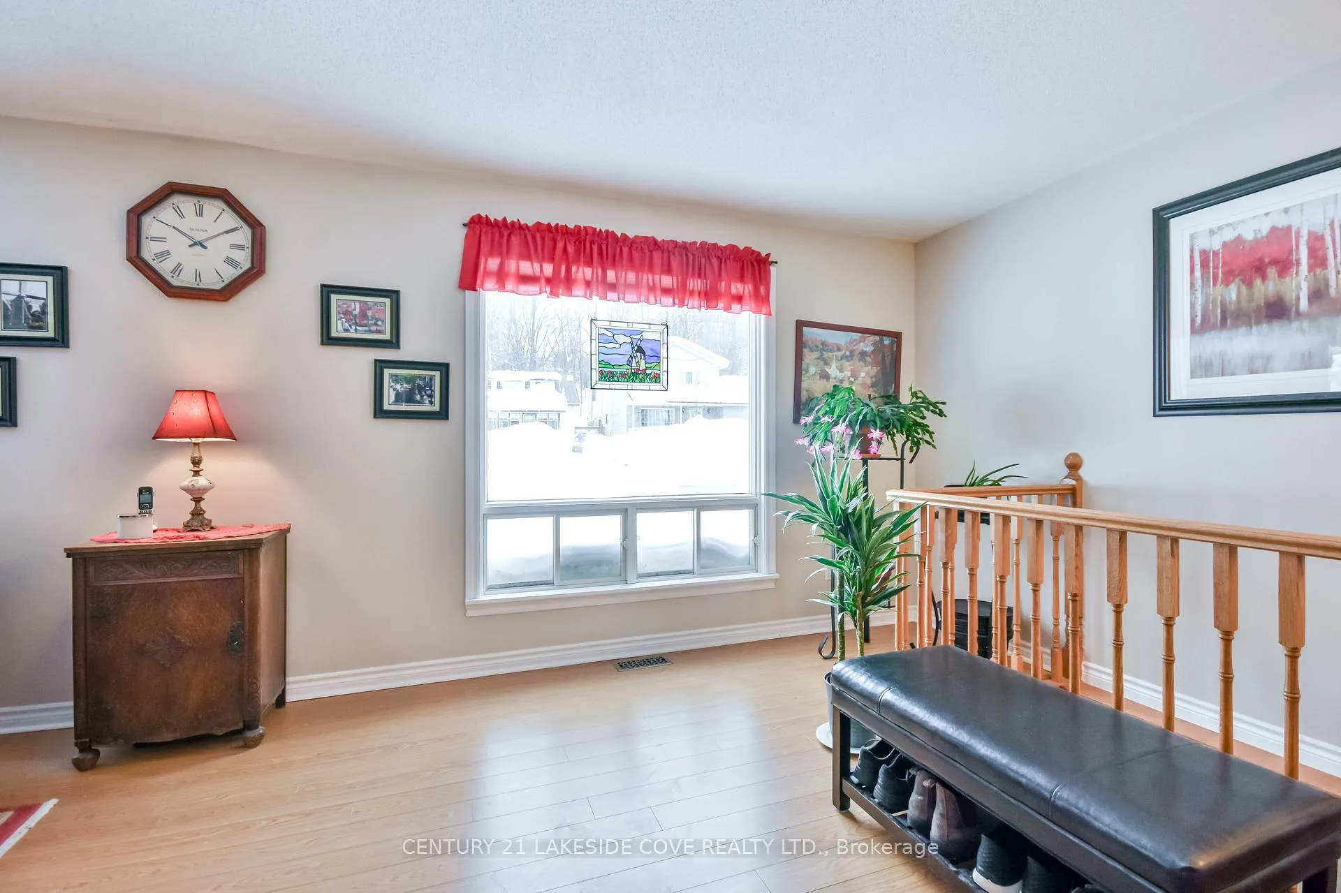 Photo 8 of 357 Arthur Street, Orillia — HOMEH