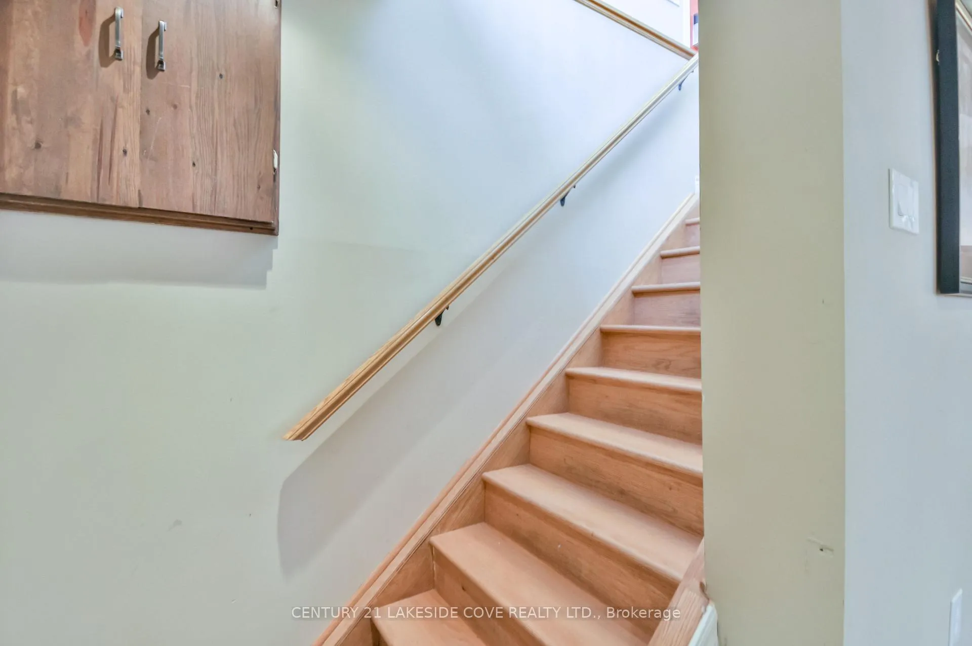 Photo 18 of 357 Arthur Street, Orillia — HOMEH