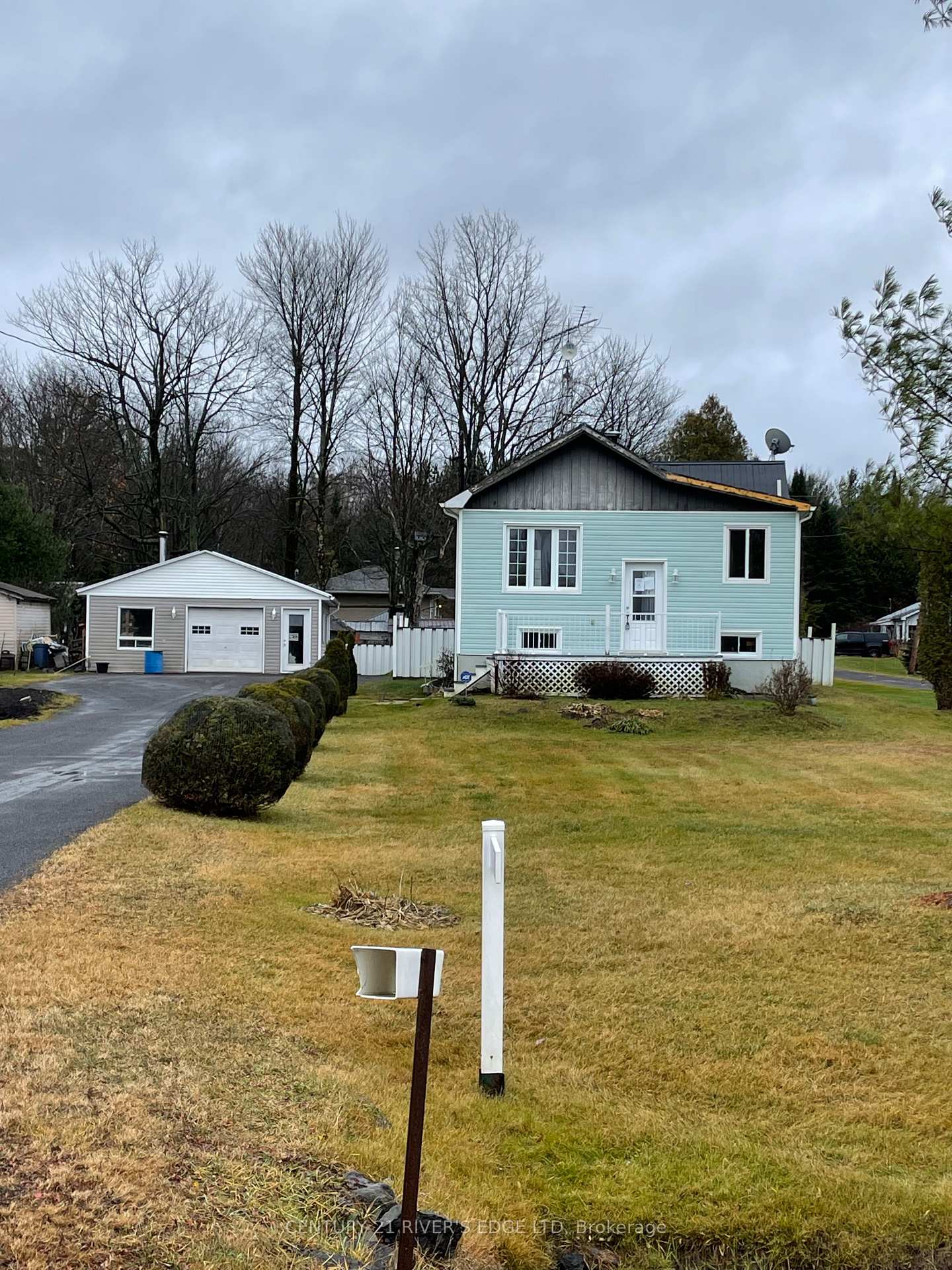 Photo 1 of 2076 Sandy Hill Road, Champlain, Champlain Twp — HOMEH