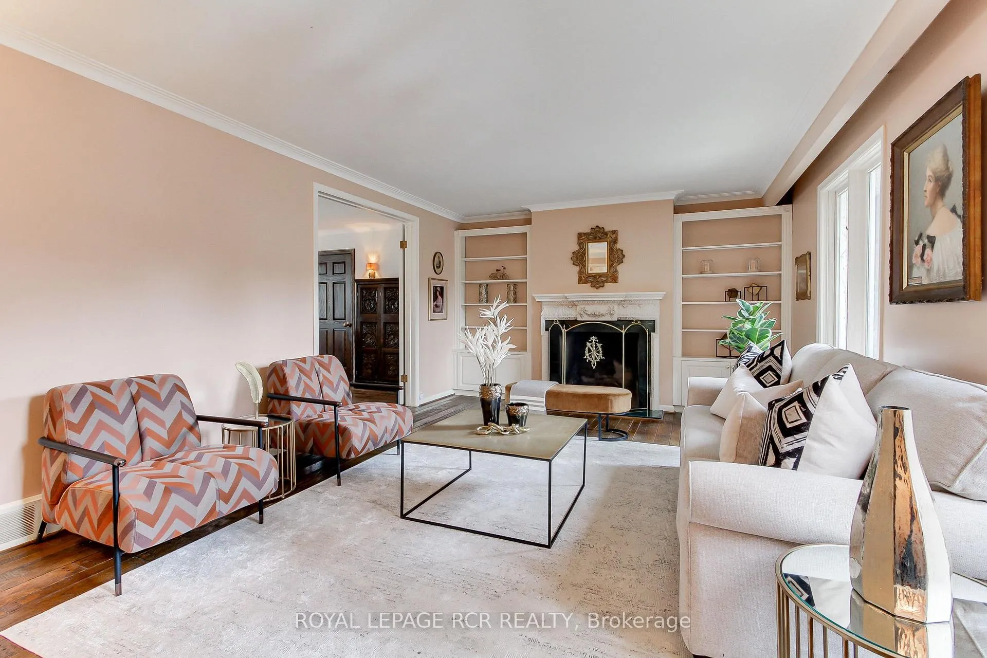 Photo 7 of 4 Thornlea Court, Markham, Thornhill — HOMEH