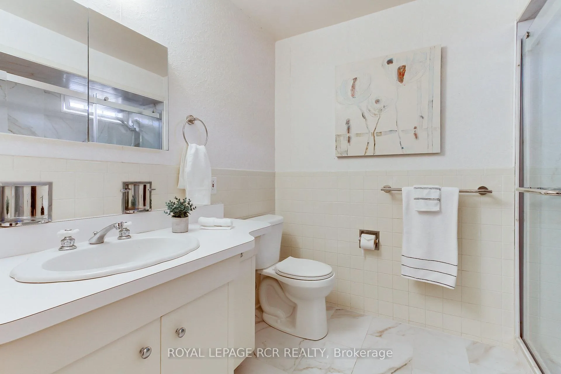 Photo 28 of 4 Thornlea Court, Markham, Thornhill — HOMEH
