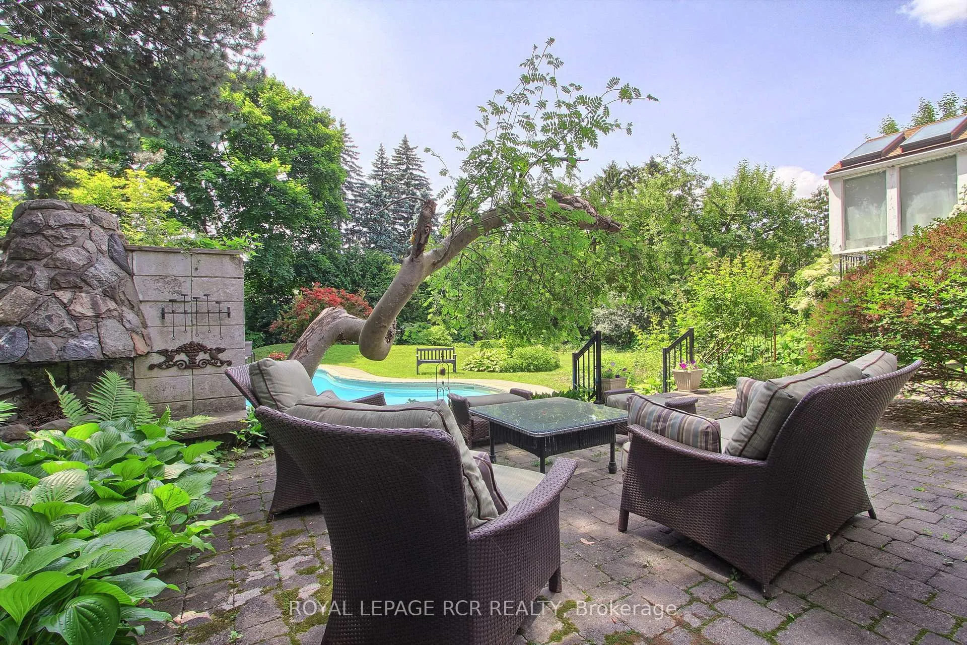 Photo 38 of 4 Thornlea Court, Markham, Thornhill — HOMEH