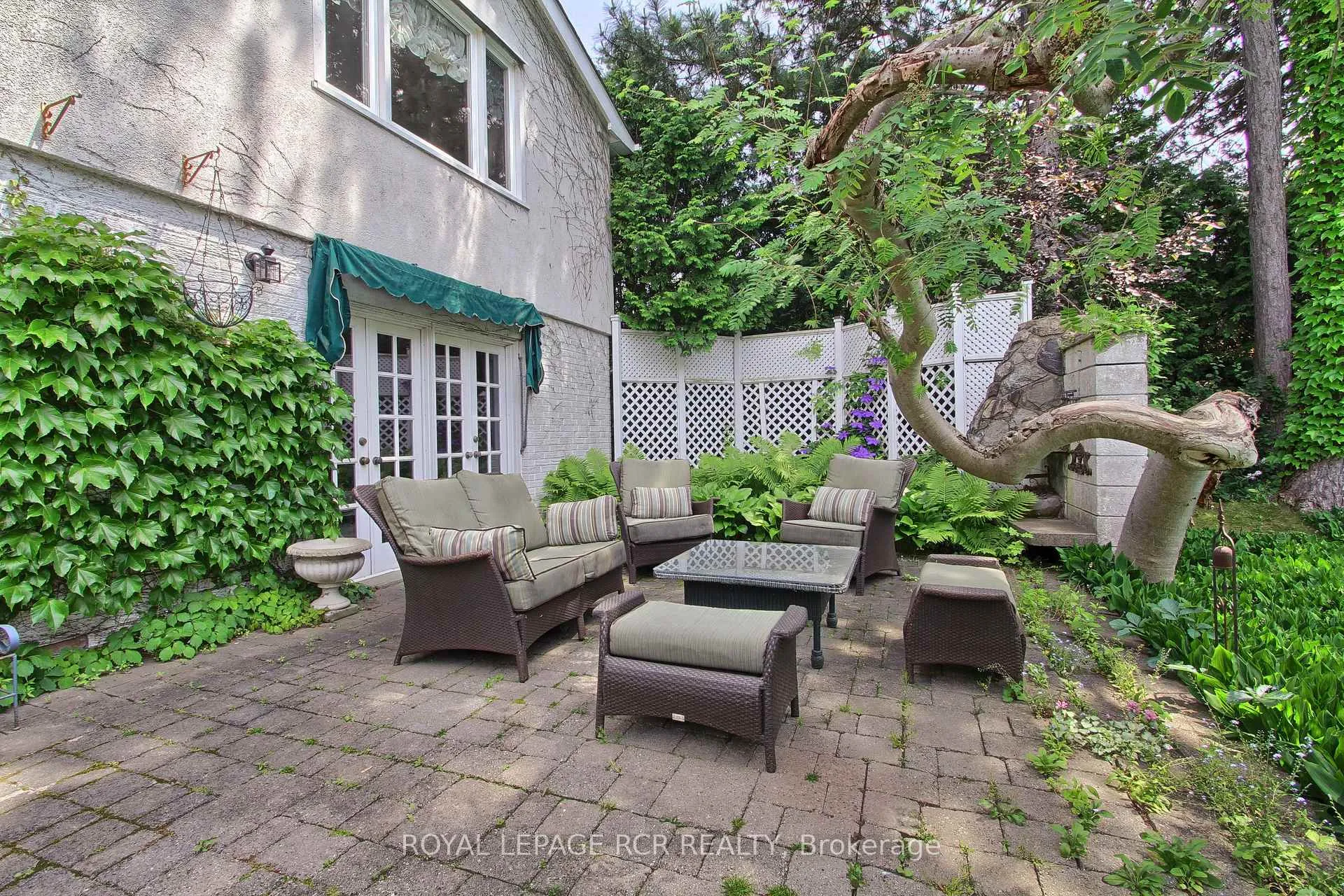 Photo 39 of 4 Thornlea Court, Markham, Thornhill — HOMEH