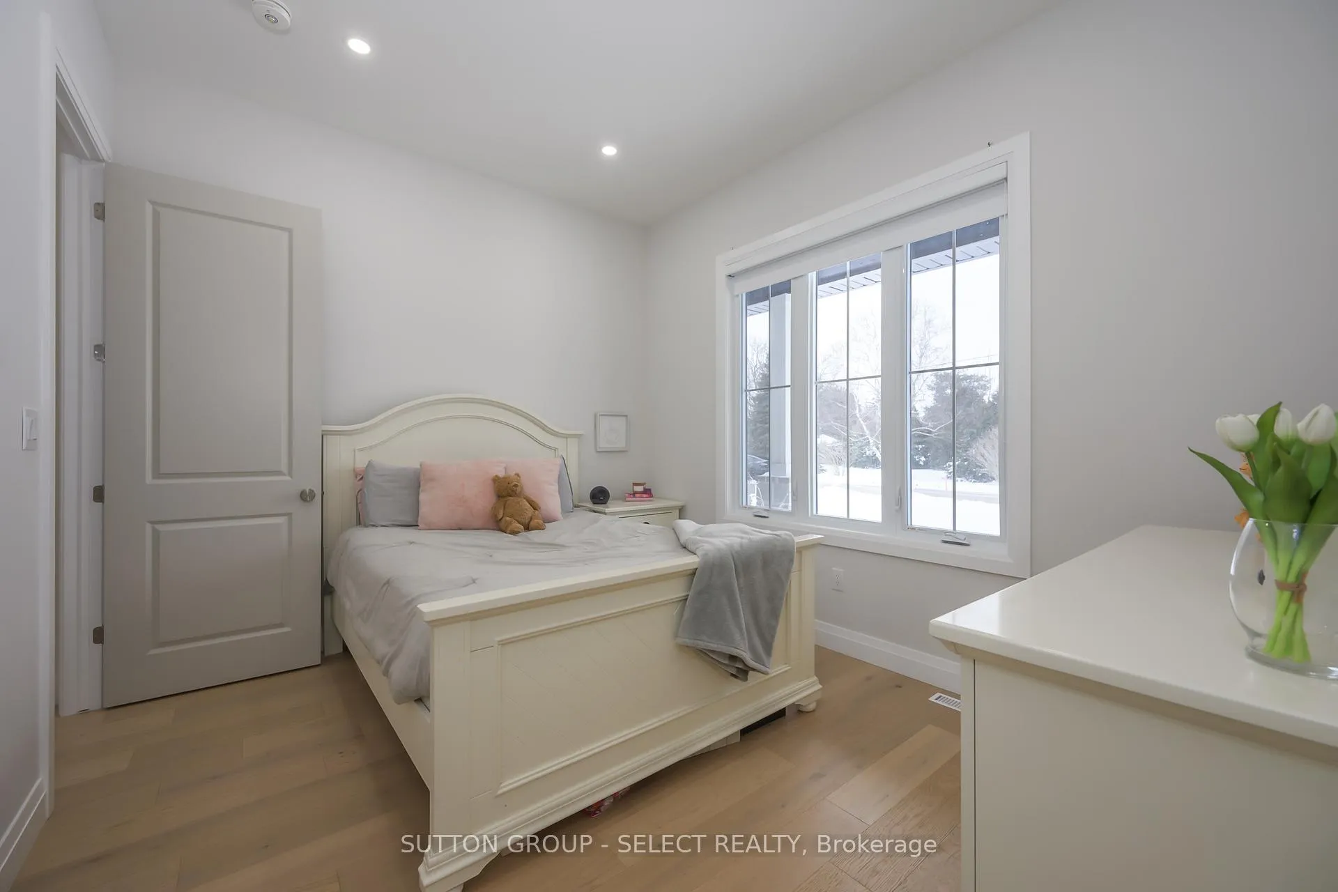 Photo 33 of 97 Simcoe Avenue, Middlesex Centre, Komoka — HOMEH