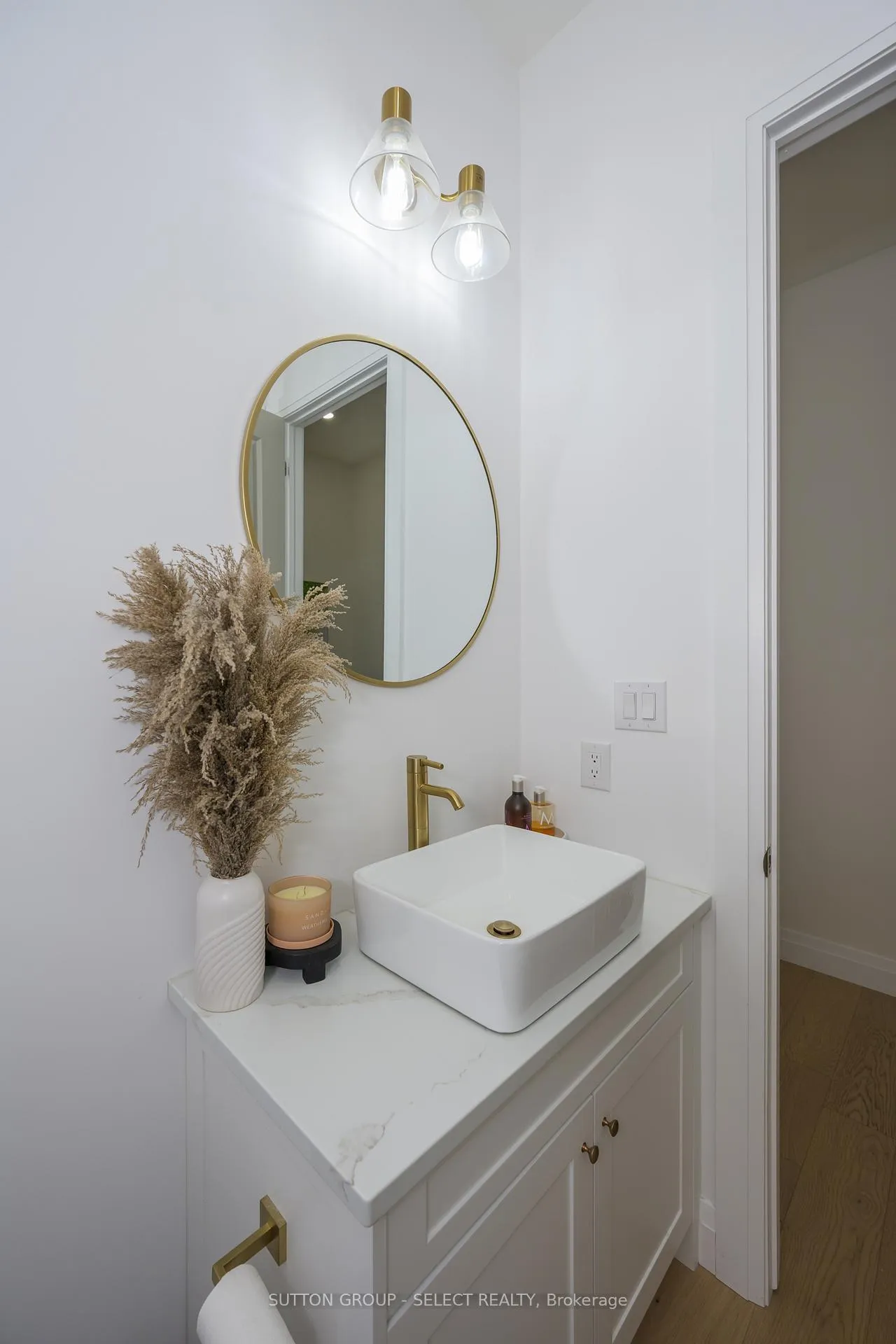 Photo 38 of 97 Simcoe Avenue, Middlesex Centre, Komoka — HOMEH