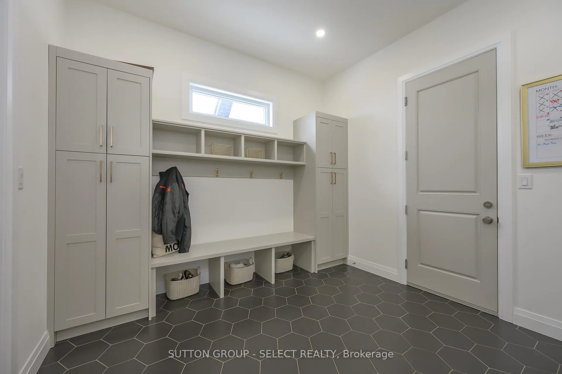 Photo 40 of 97 Simcoe Avenue, Middlesex Centre, Komoka — HOMEH