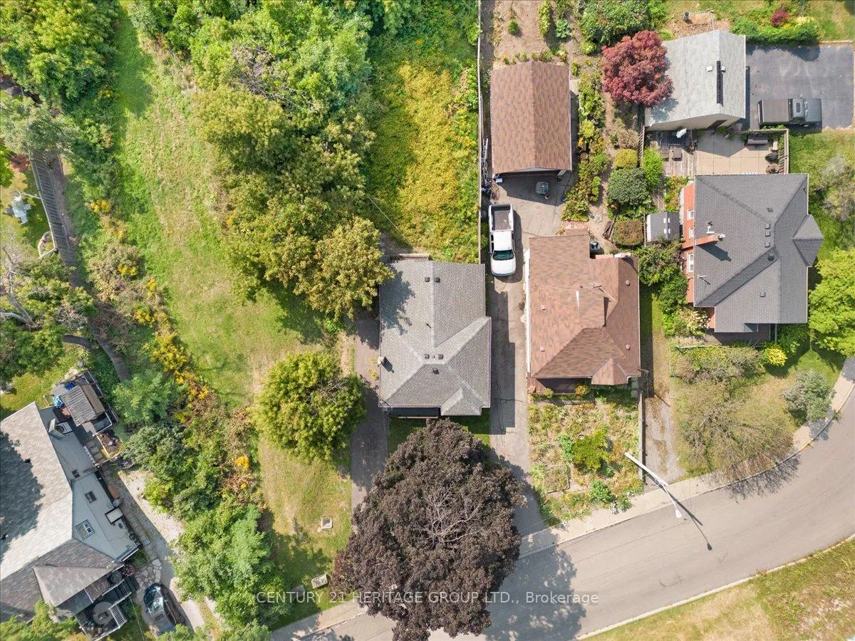 Photo 32 of 1146 Leaside Road, Hamilton, Parkview — HOMEH