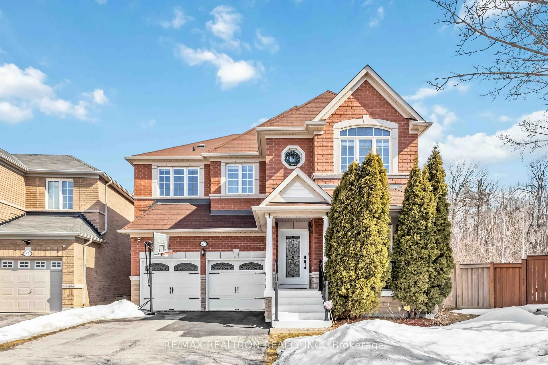 Photo 1 of 49 Blue Meadow Court, Markham, Box Grove — HOMEH