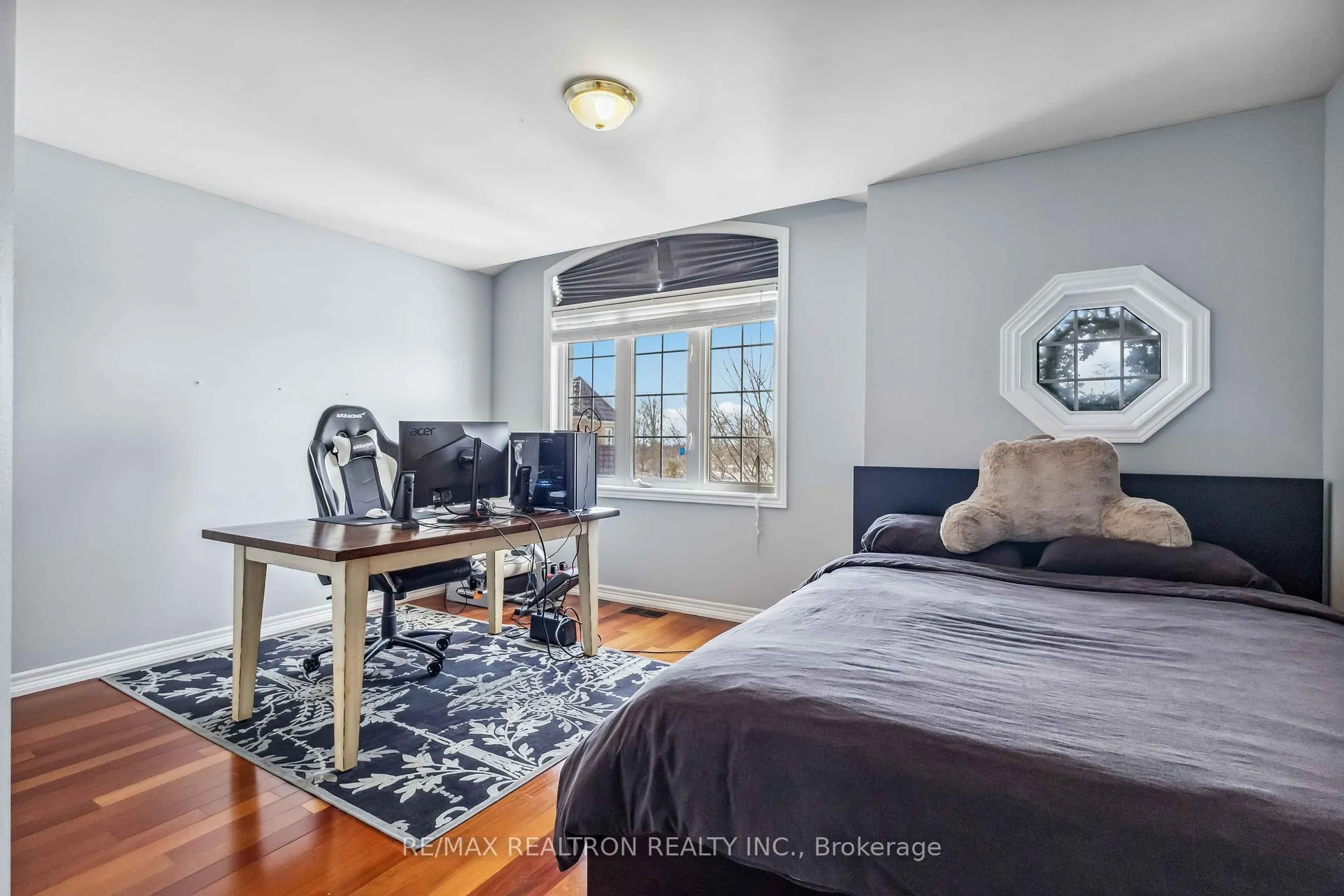 Photo 13 of 49 Blue Meadow Court, Markham, Box Grove — HOMEH