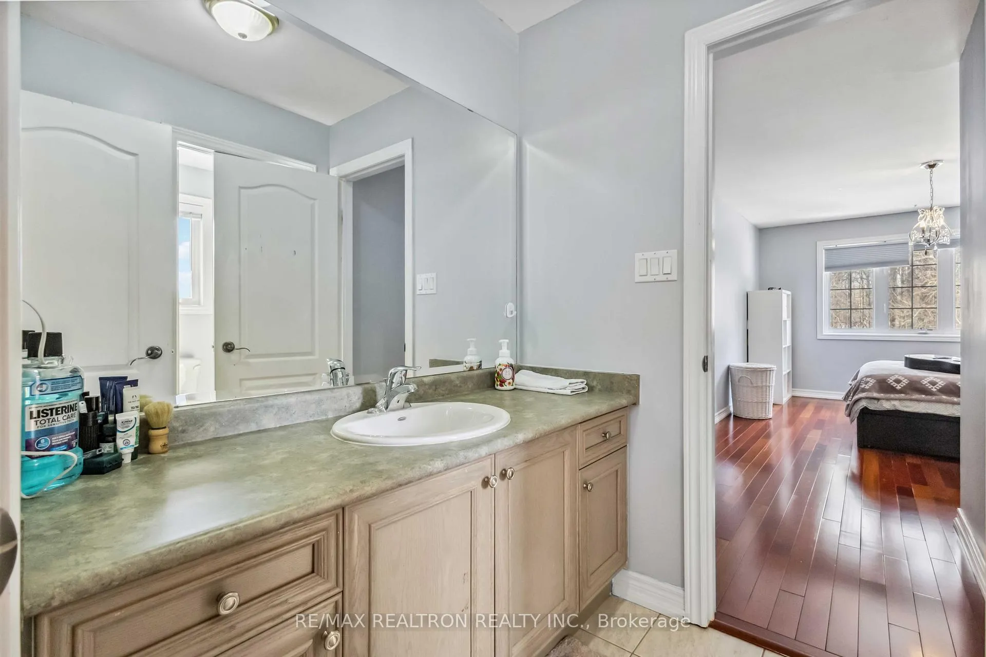 Photo 19 of 49 Blue Meadow Court, Markham, Box Grove — HOMEH