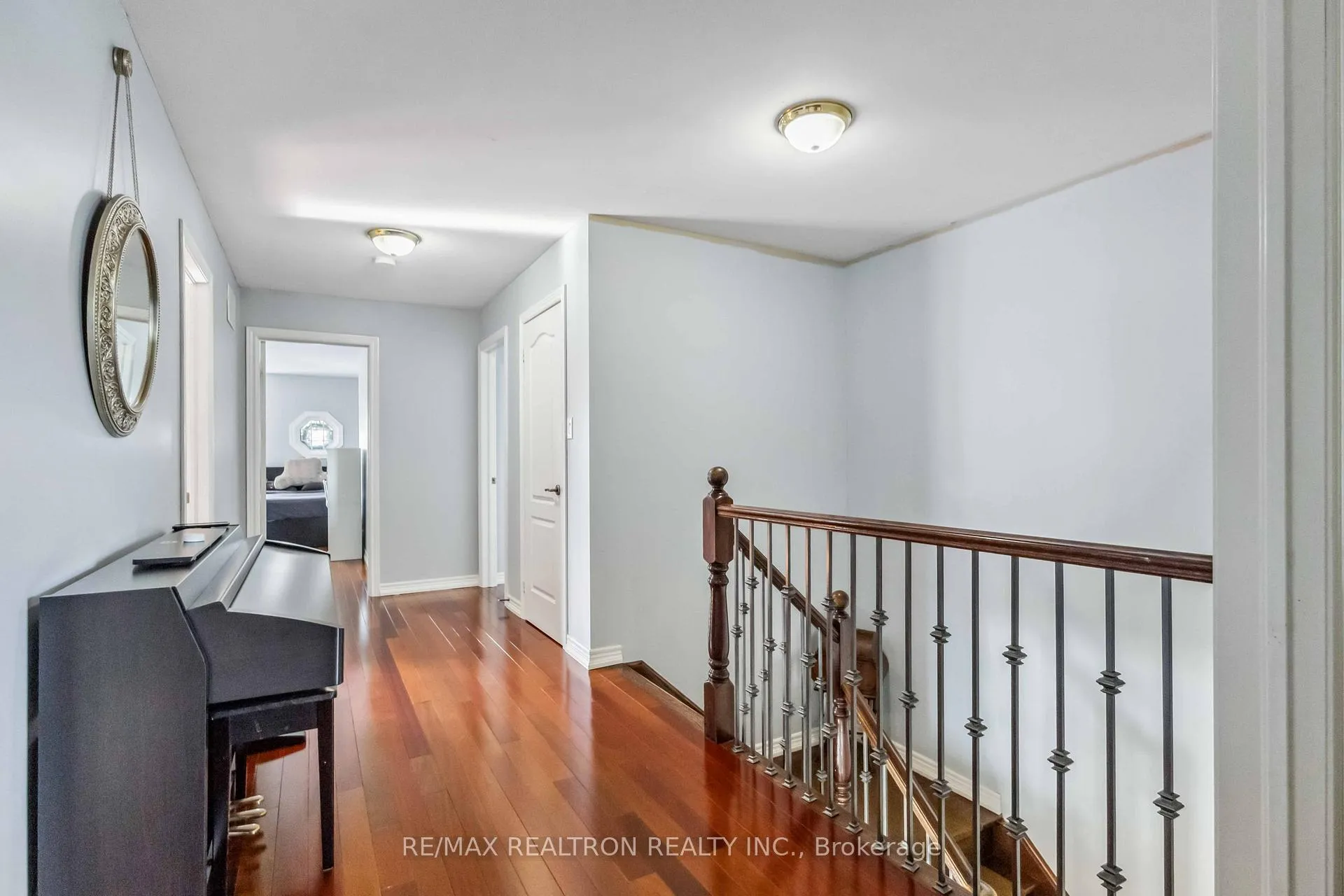 Photo 24 of 49 Blue Meadow Court, Markham, Box Grove — HOMEH