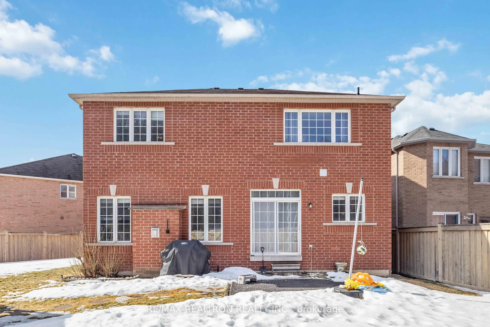 Photo 39 of 49 Blue Meadow Court, Markham, Box Grove — HOMEH