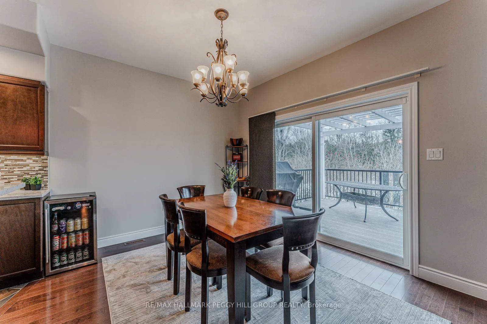 Photo 6 of 101 Seline Crescent, Barrie, Painswick South — HOMEH