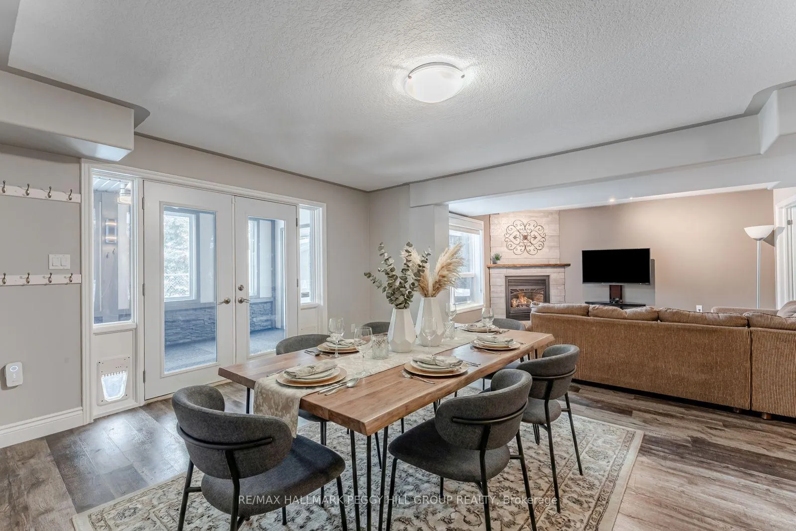 Photo 13 of 101 Seline Crescent, Barrie, Painswick South — HOMEH