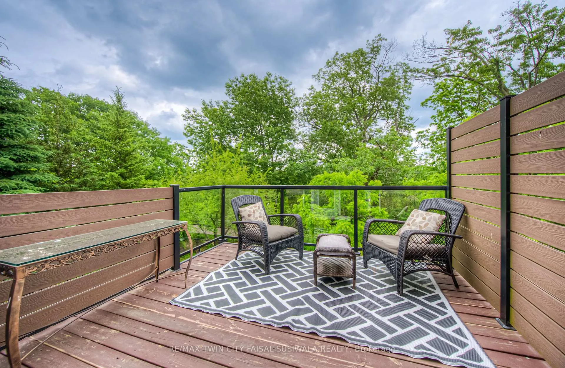 Photo 16 of 114 Baldwin Drive, Cambridge — HOMEH