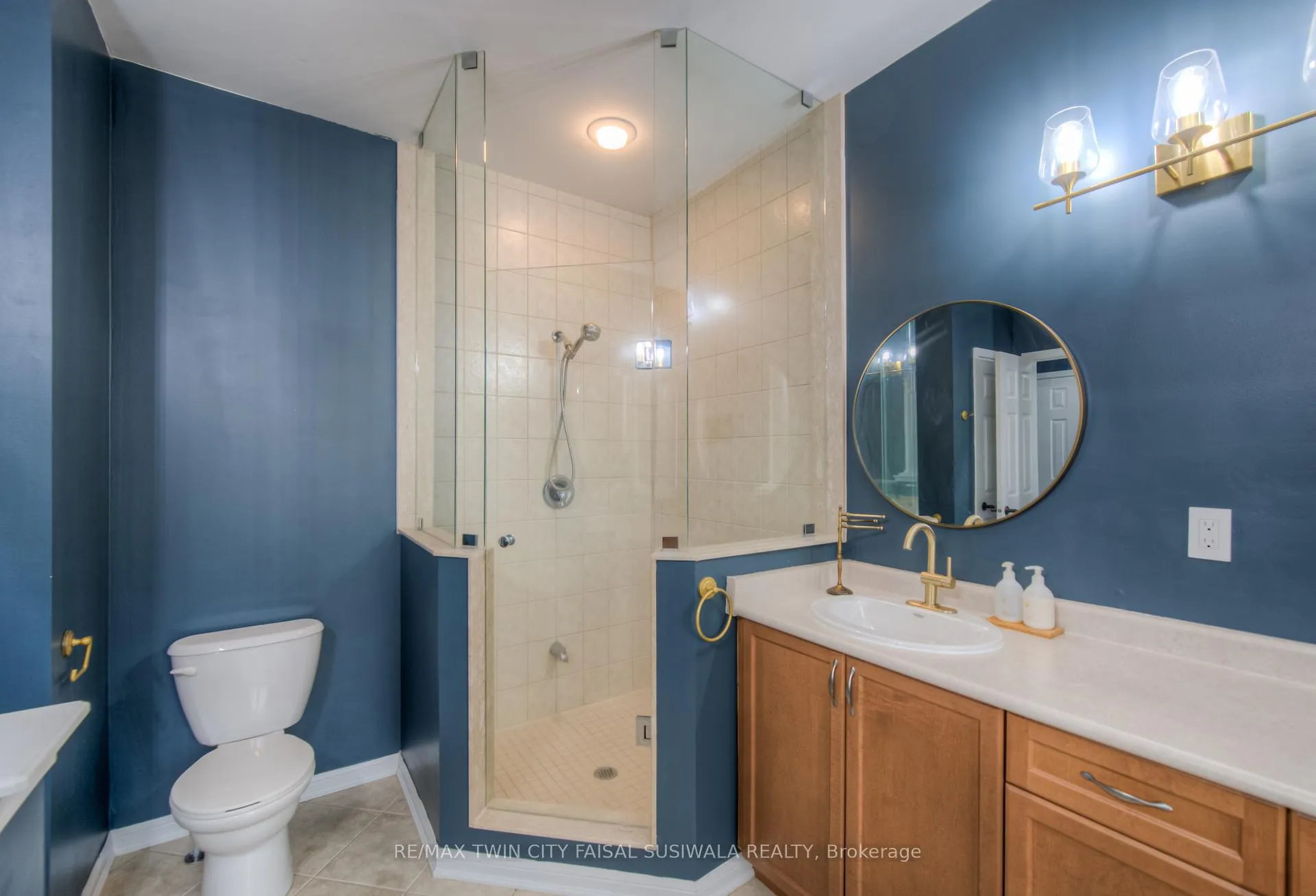 Photo 24 of 114 Baldwin Drive, Cambridge — HOMEH