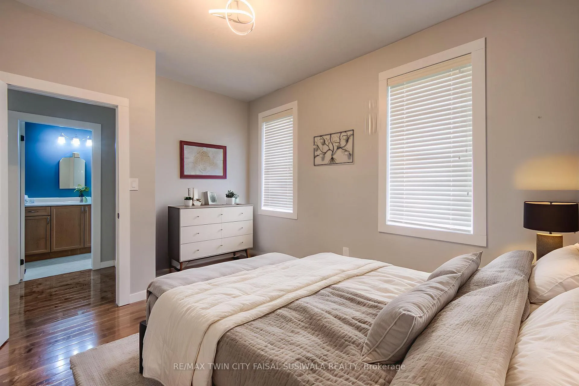 Photo 26 of 114 Baldwin Drive, Cambridge — HOMEH