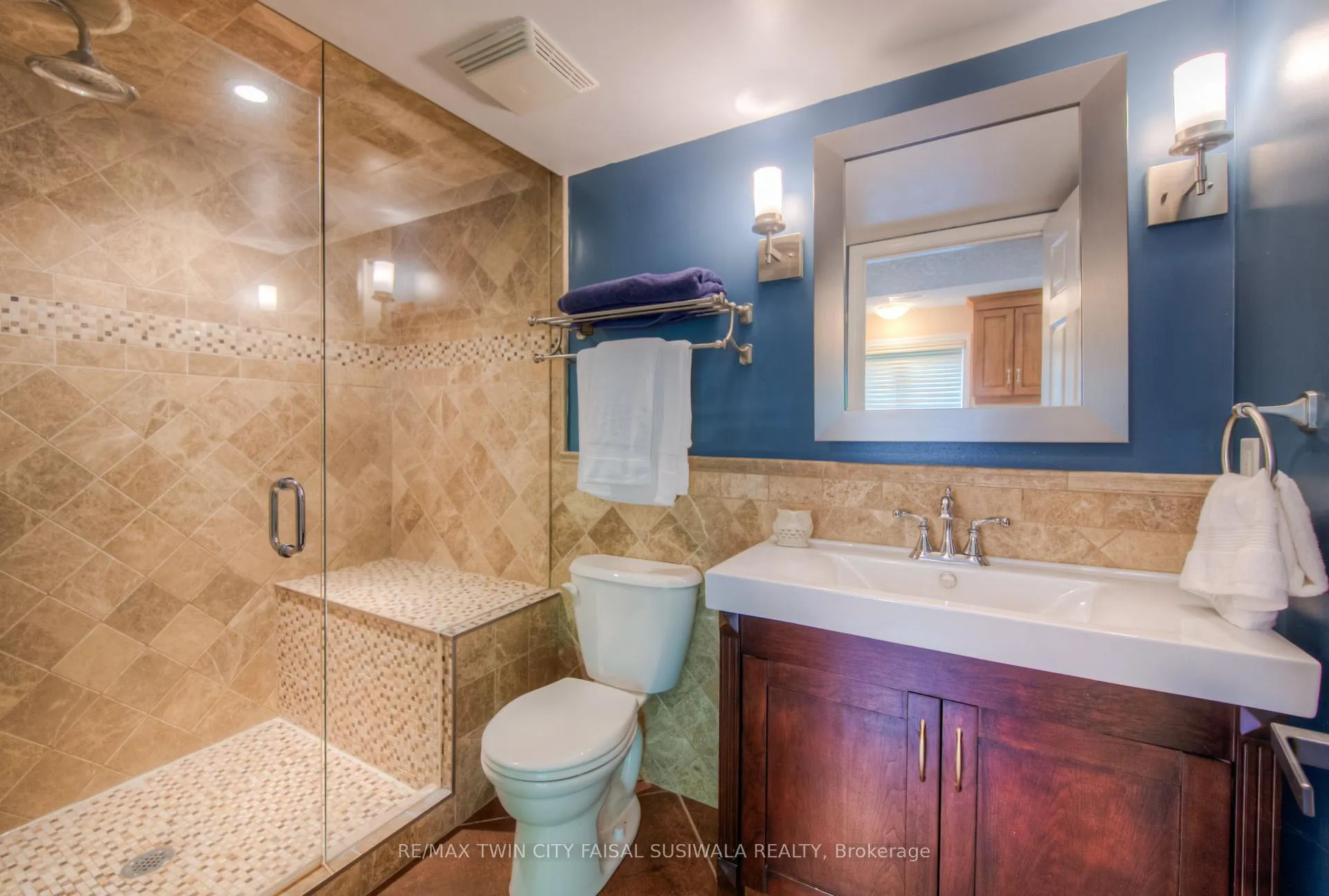 Photo 35 of 114 Baldwin Drive, Cambridge — HOMEH