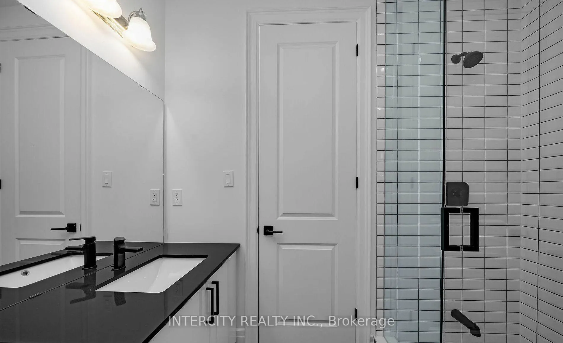 Photo 25 of 9 Sophies Court, Vaughan, Kleinburg — HOMEH