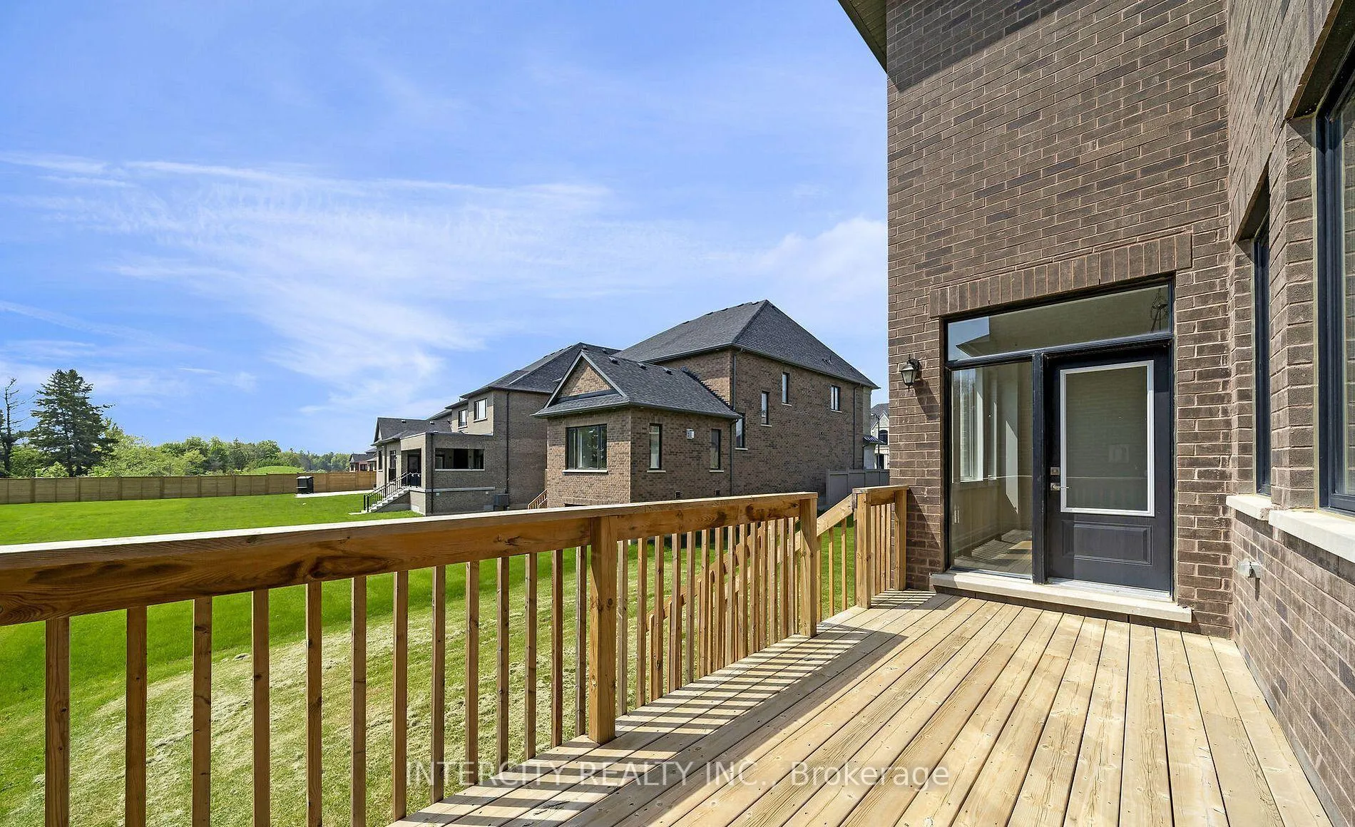 Photo 36 of 9 Sophies Court, Vaughan, Kleinburg — HOMEH