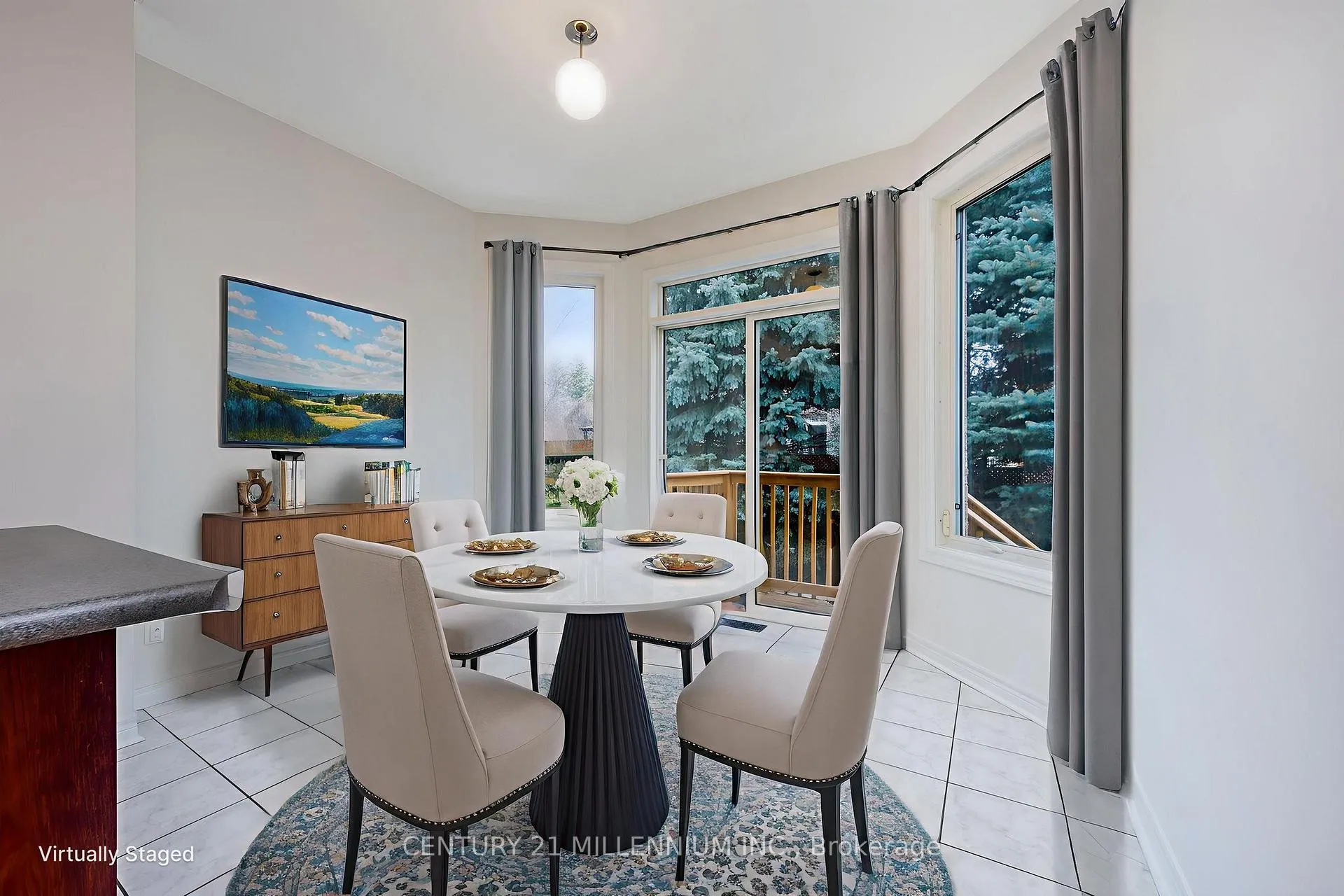 Photo 9 of 29 Martree Crescent, Brampton, Madoc — HOMEH