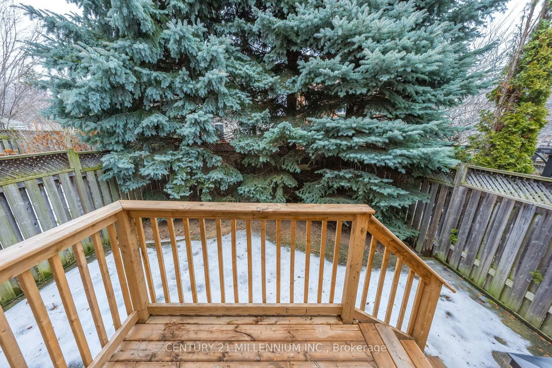 Photo 23 of 29 Martree Crescent, Brampton, Madoc — HOMEH