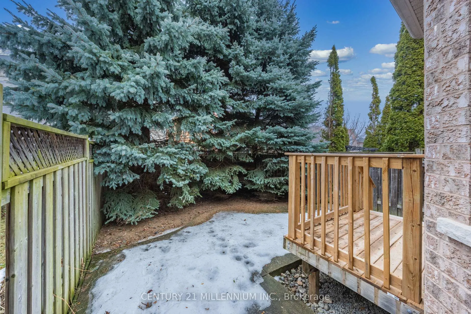 Photo 24 of 29 Martree Crescent, Brampton, Madoc — HOMEH