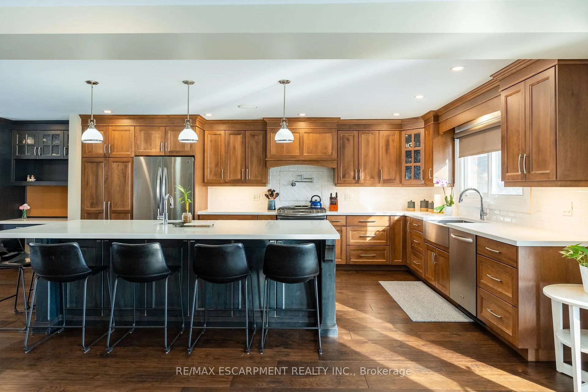 Photo 11 of 569 Rosseau Road, Hamilton, Rosedale — HOMEH