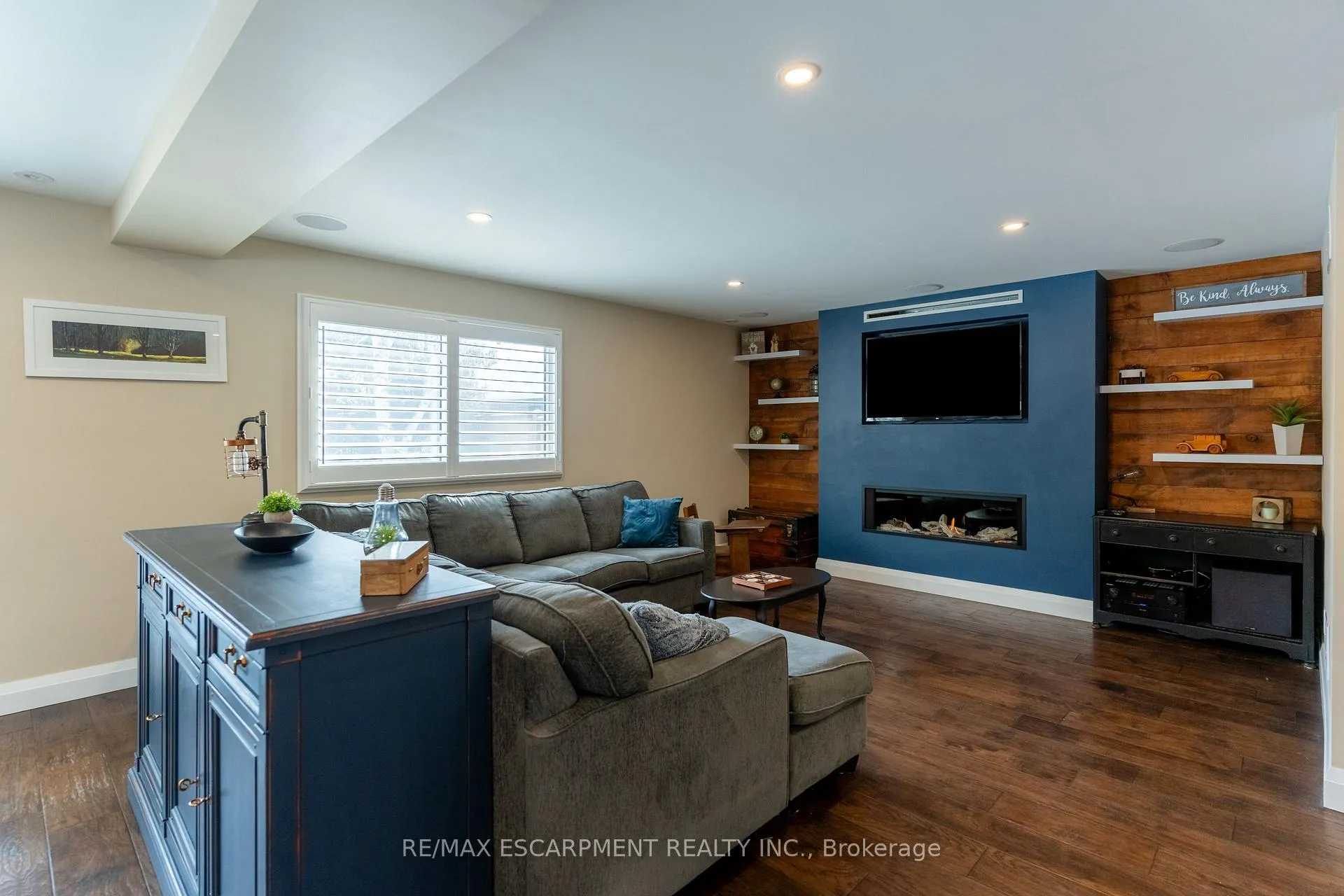 Photo 18 of 569 Rosseau Road, Hamilton, Rosedale — HOMEH