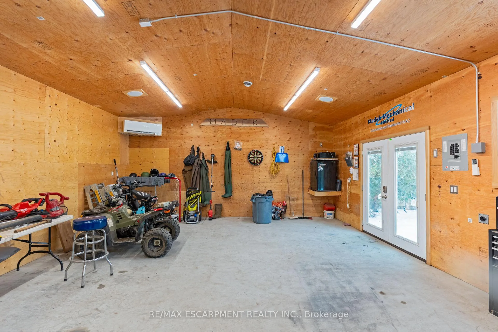 Photo 47 of 569 Rosseau Road, Hamilton, Rosedale — HOMEH