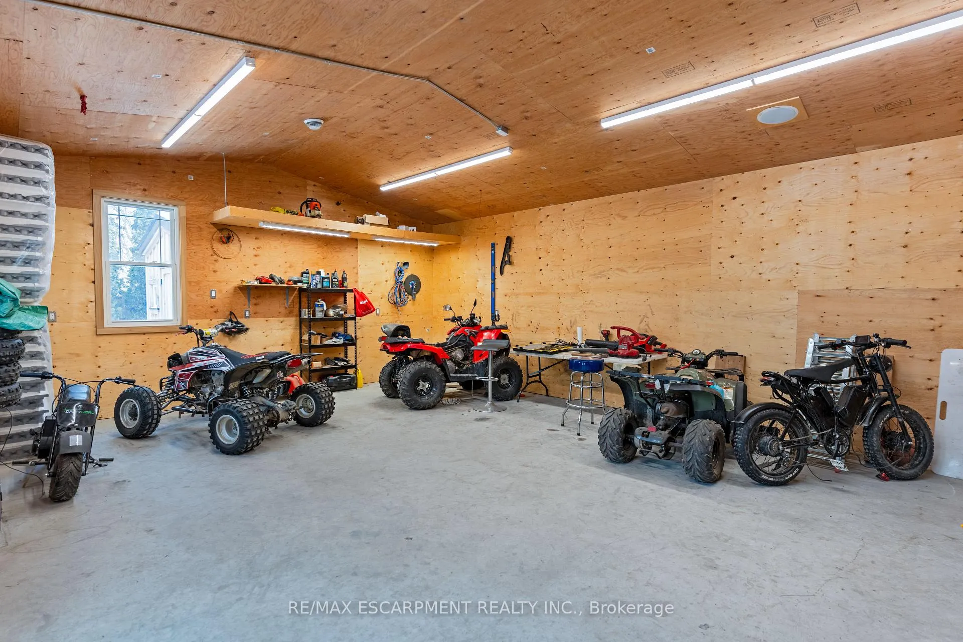 Photo 48 of 569 Rosseau Road, Hamilton, Rosedale — HOMEH