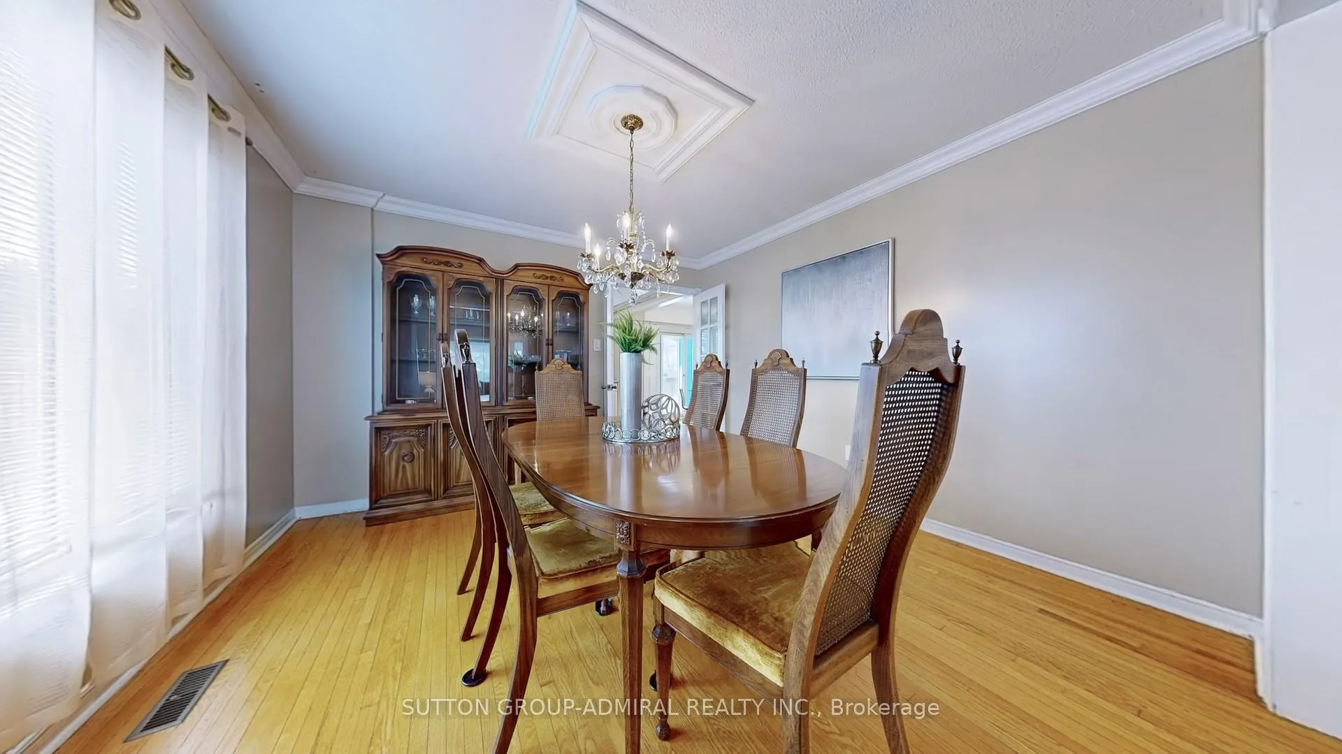 Photo 9 of 54 Brandy Crescent, Vaughan, East Woodbridge — HOMEH