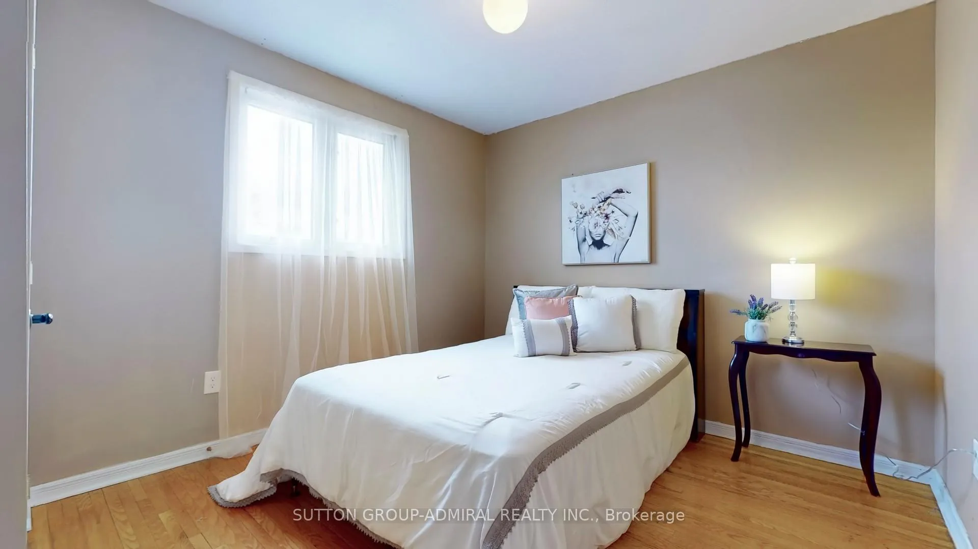 Photo 30 of 54 Brandy Crescent, Vaughan, East Woodbridge — HOMEH