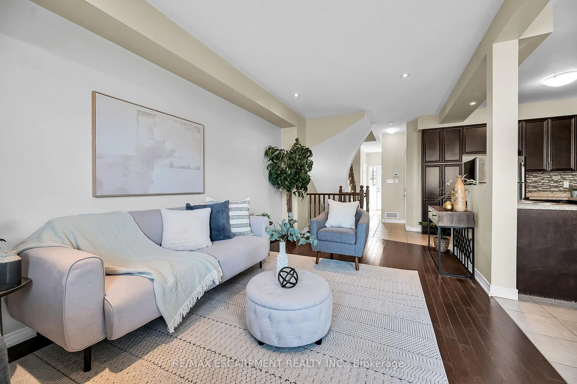 Photo 23 of 12 Marina Point Crescent, Hamilton, Stoney Creek — HOMEH