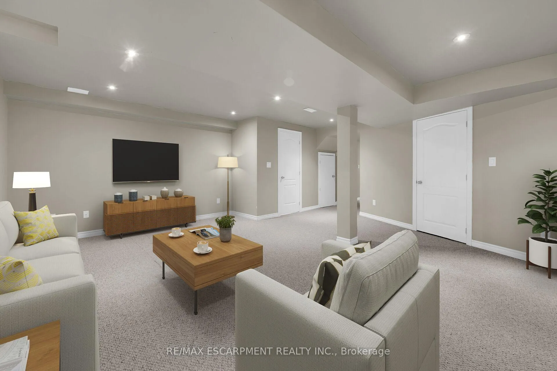 Photo 39 of 12 Marina Point Crescent, Hamilton, Stoney Creek — HOMEH