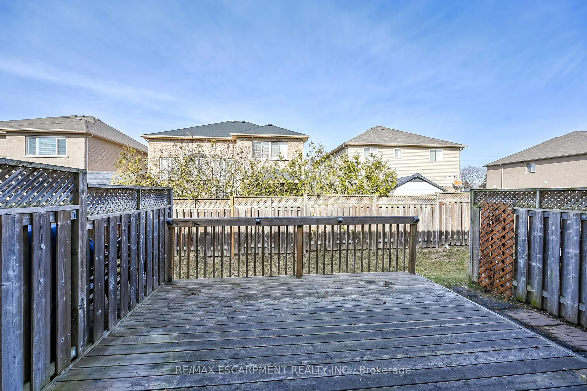 Photo 41 of 12 Marina Point Crescent, Hamilton, Stoney Creek — HOMEH