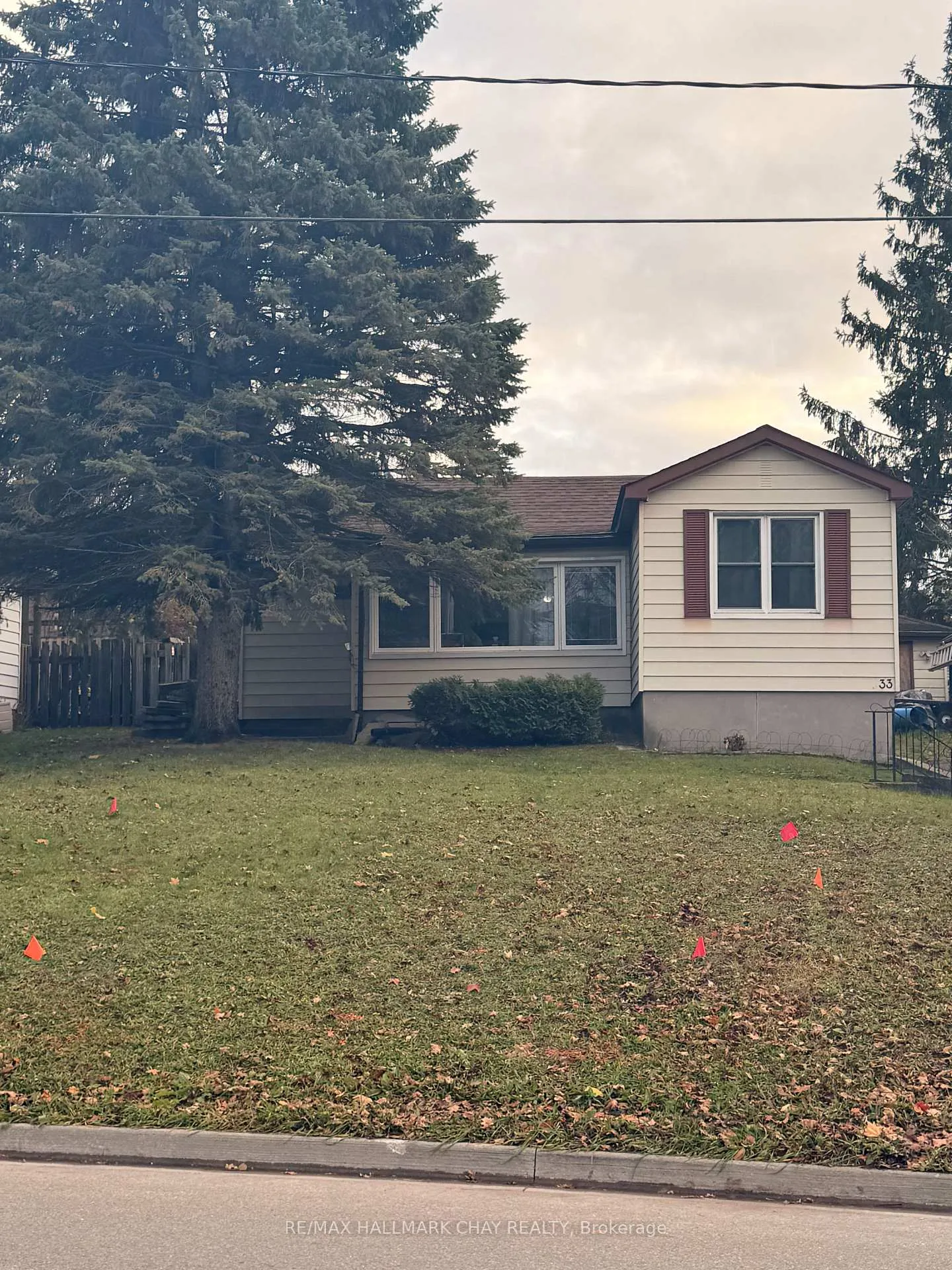 Photo 6 of 33 Baldwin Lane, Barrie, Allandale Heights — HOMEH