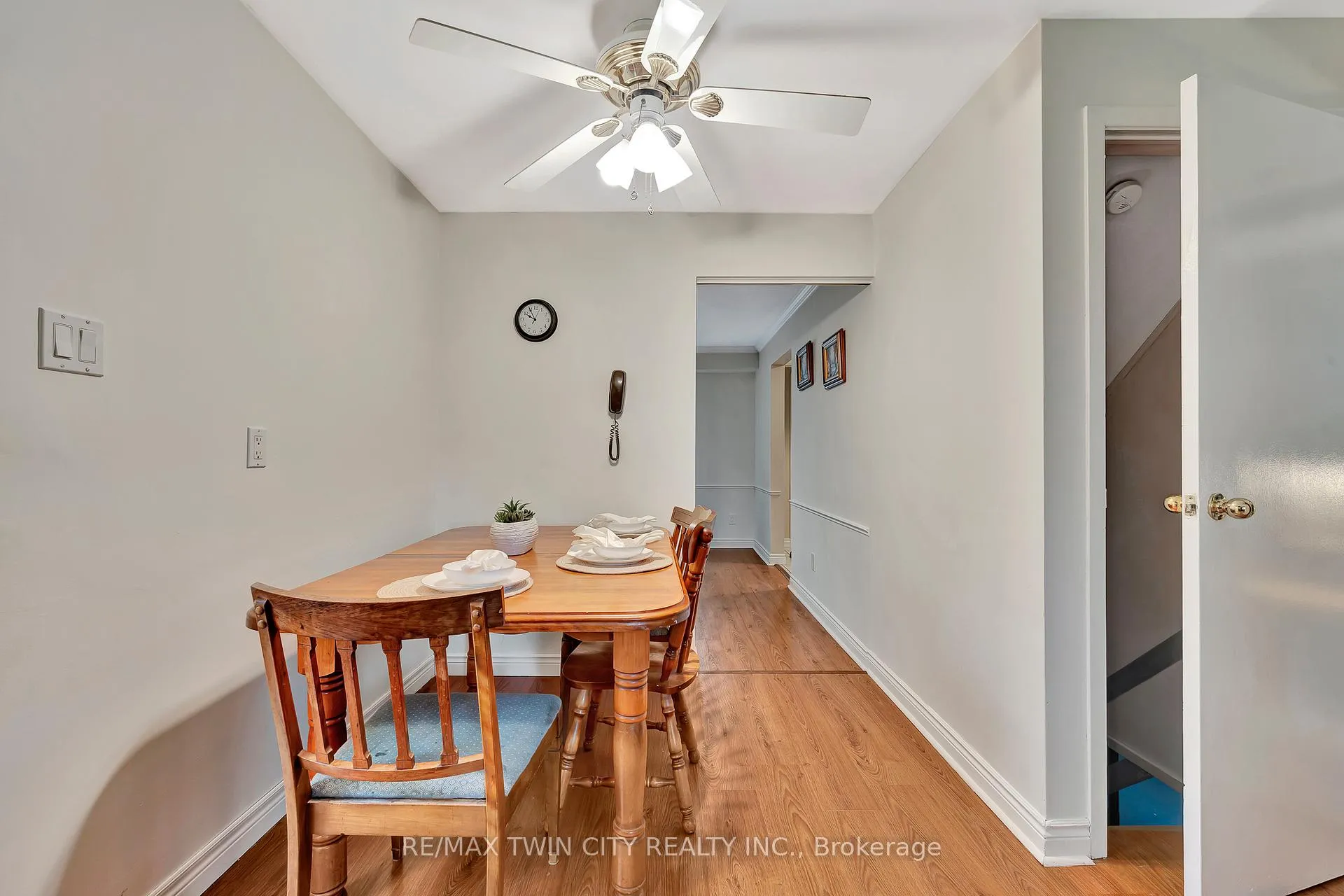 Photo 16 of 12 Forestwood Drive, Kitchener — HOMEH