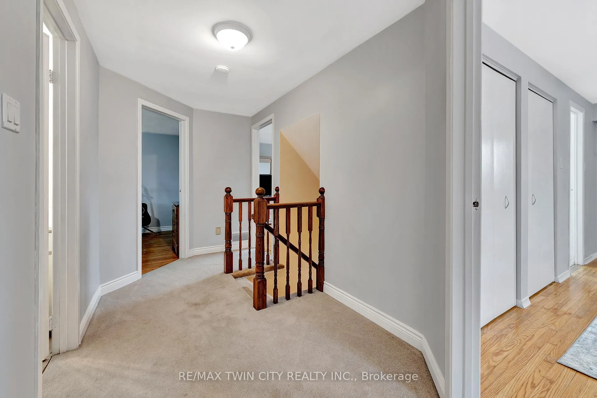 Photo 25 of 12 Forestwood Drive, Kitchener — HOMEH