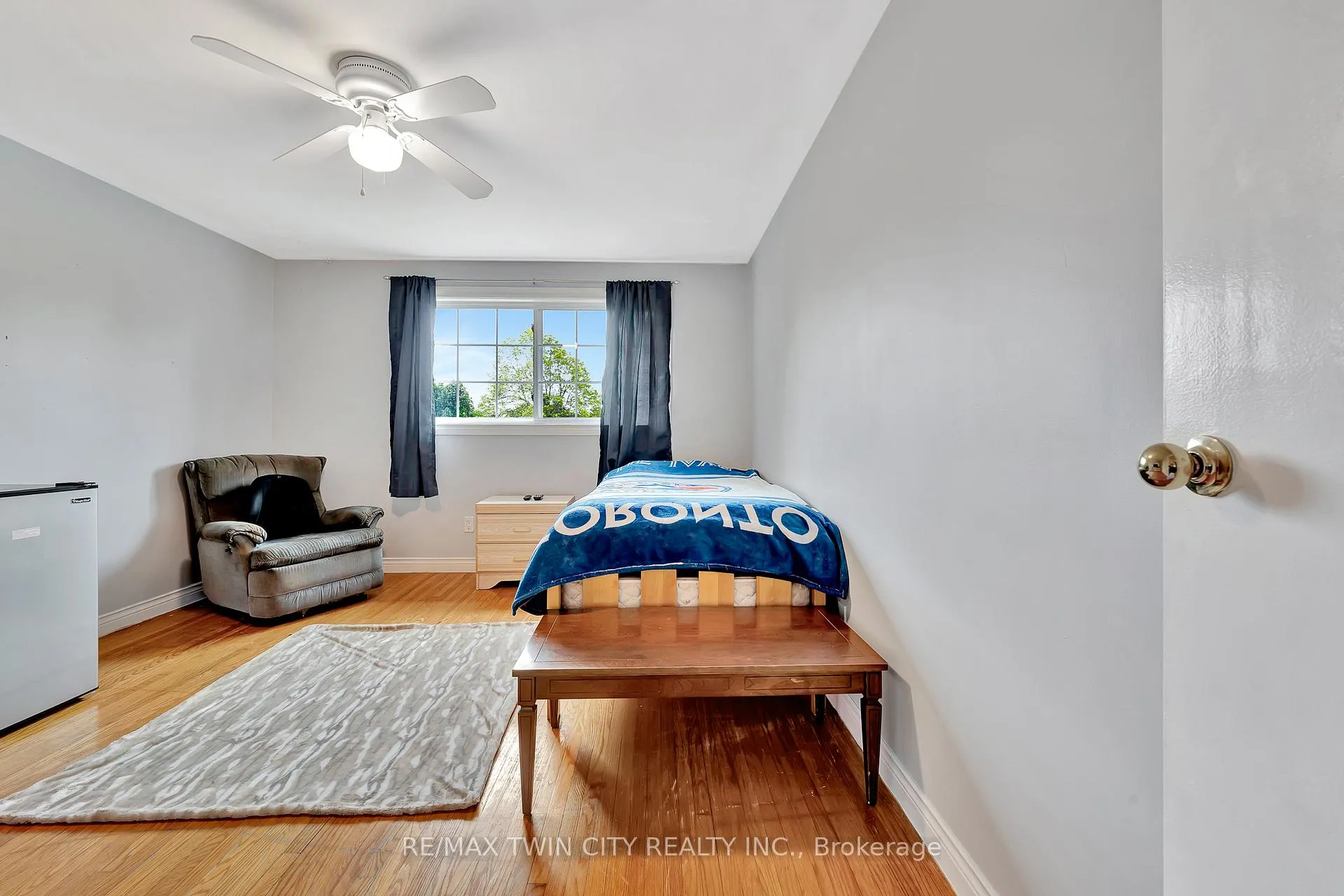 Photo 27 of 12 Forestwood Drive, Kitchener — HOMEH