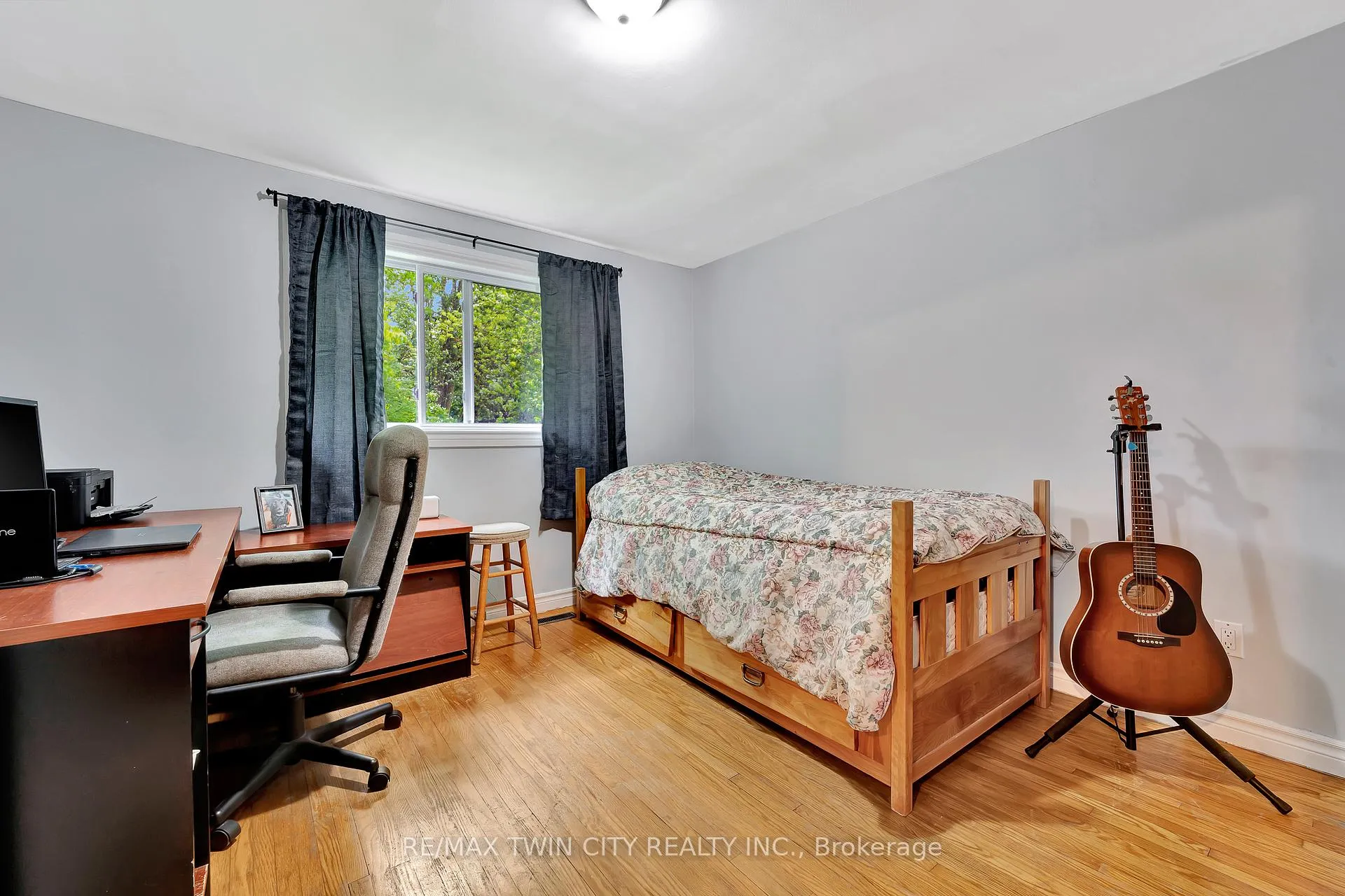 Photo 29 of 12 Forestwood Drive, Kitchener — HOMEH