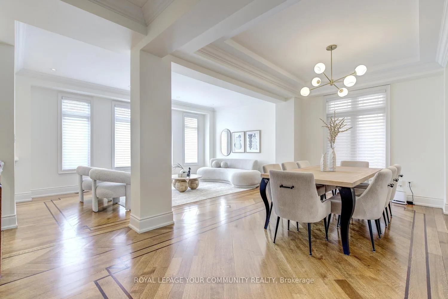 Photo 4 of 136 Lebovic Campus Drive, Vaughan, Patterson — HOMEH