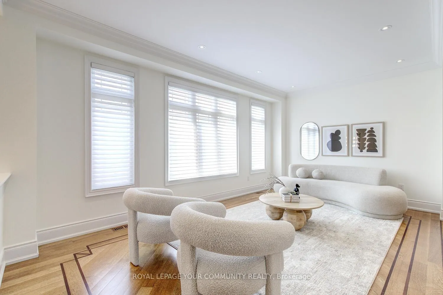 Photo 6 of 136 Lebovic Campus Drive, Vaughan, Patterson — HOMEH