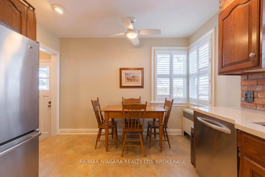 Photo 8 of 47 Thorndale Avenue, St. Catharines, Haig — HOMEH