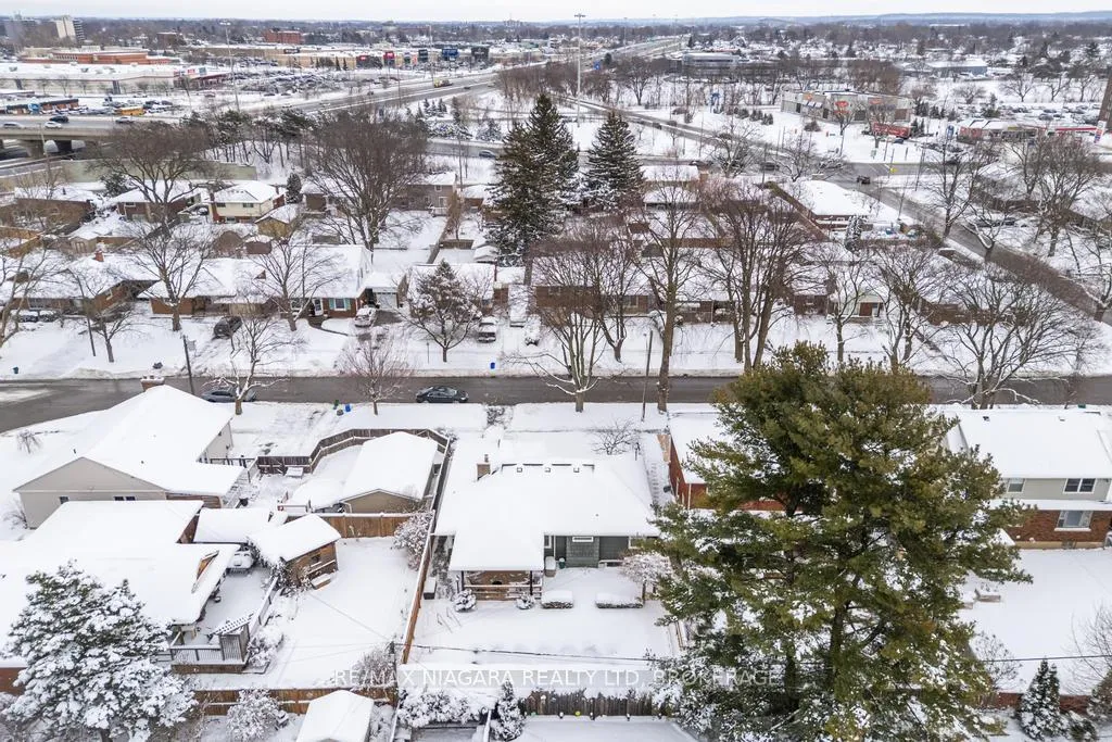 Photo 29 of 47 Thorndale Avenue, St. Catharines, Haig — HOMEH
