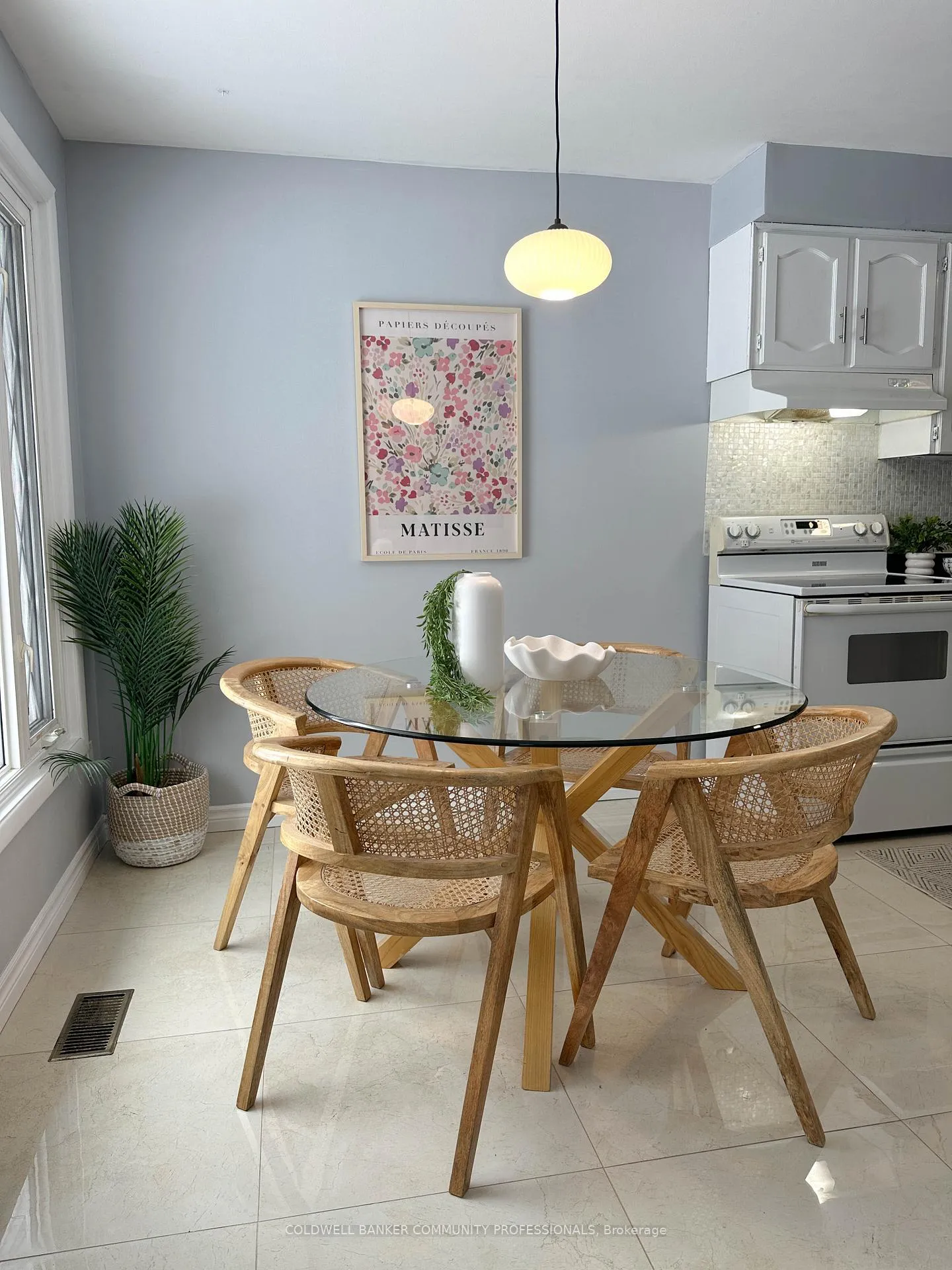 Photo 12 of 17 Rosanne Crescent, Hamilton, Berrisfield — HOMEH