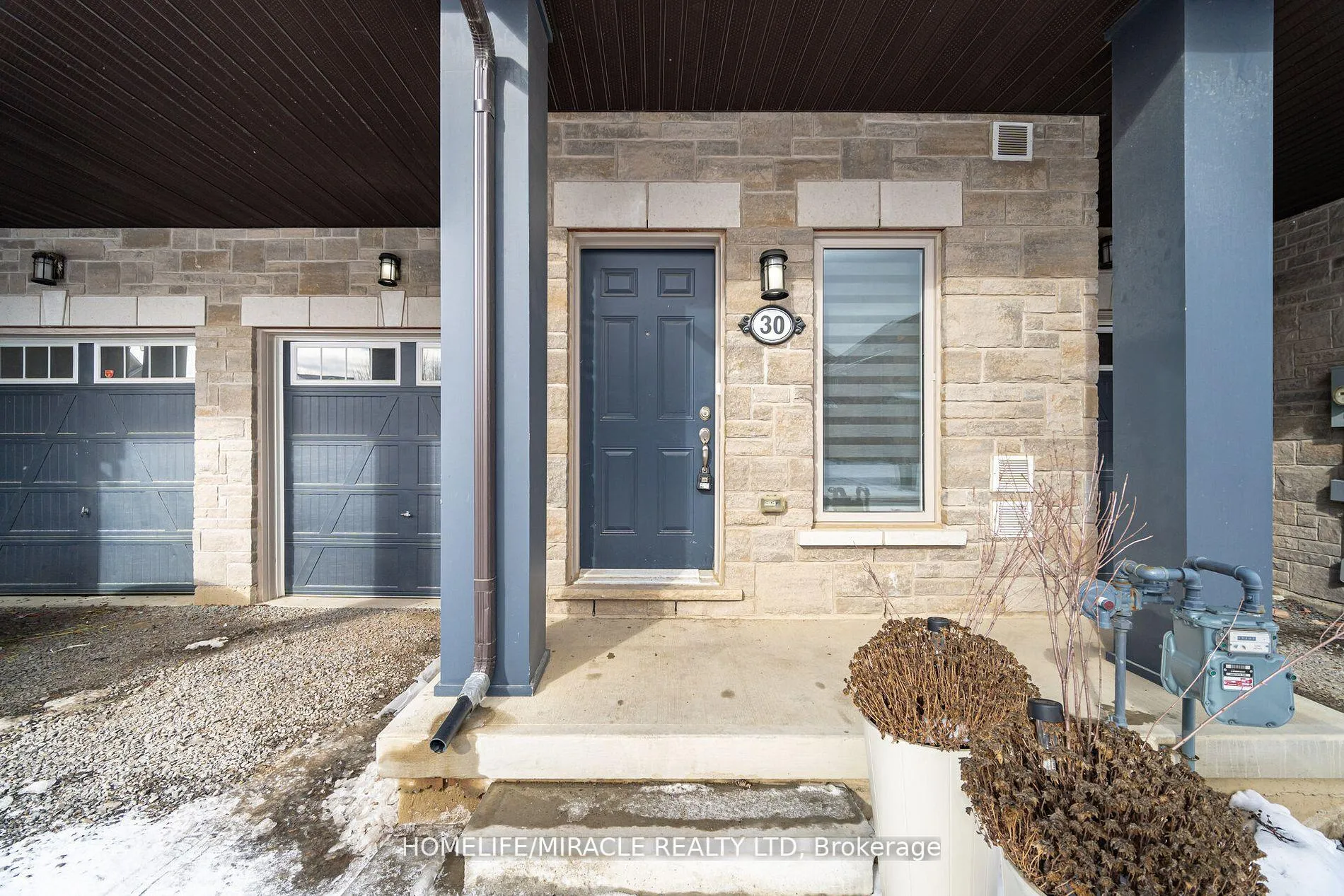 Photo 3 of 30 Waterville Way, Caledon, Rural Caledon — HOMEH