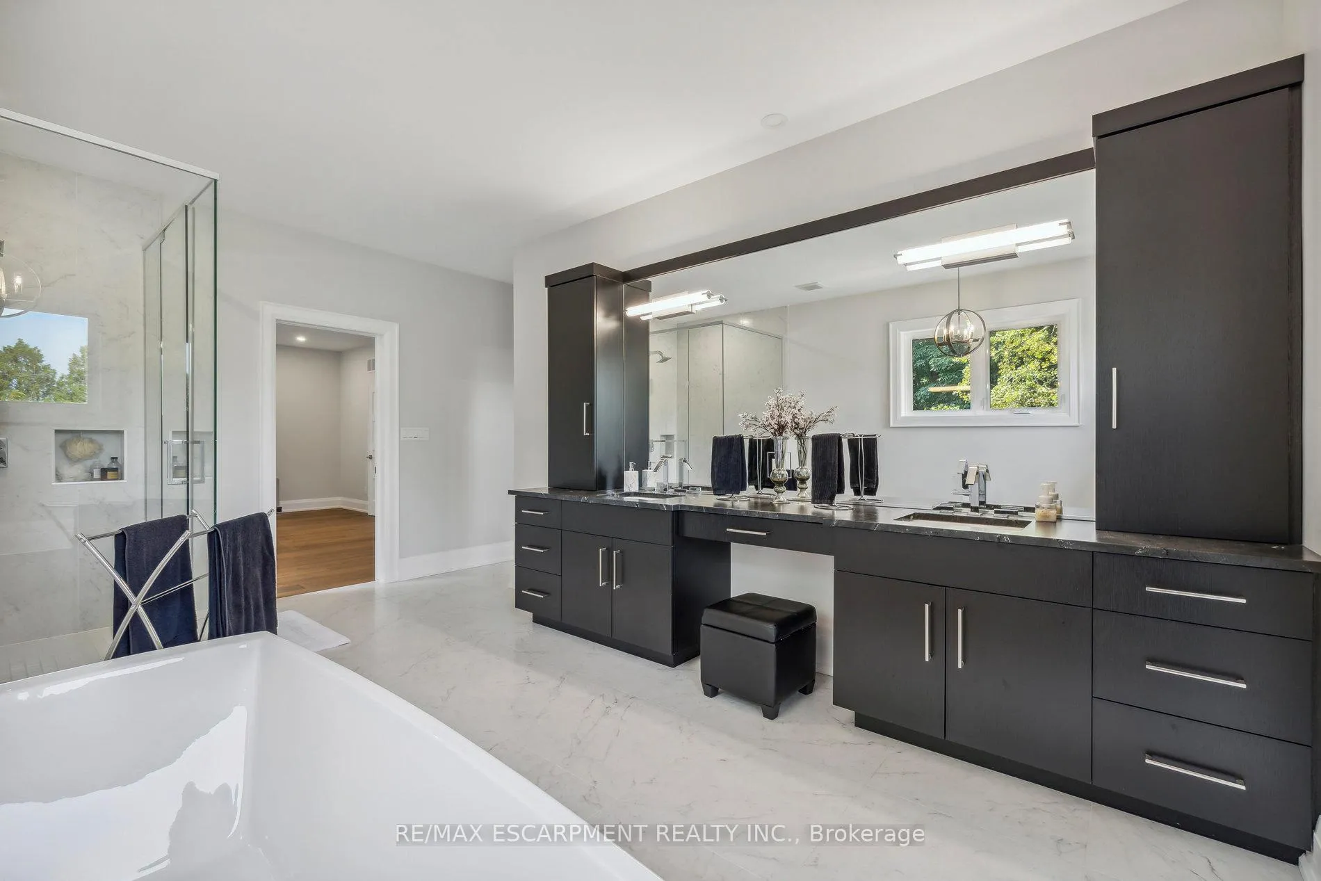 Photo 20 of 60 Garden Avenue, Hamilton, Ancaster — HOMEH